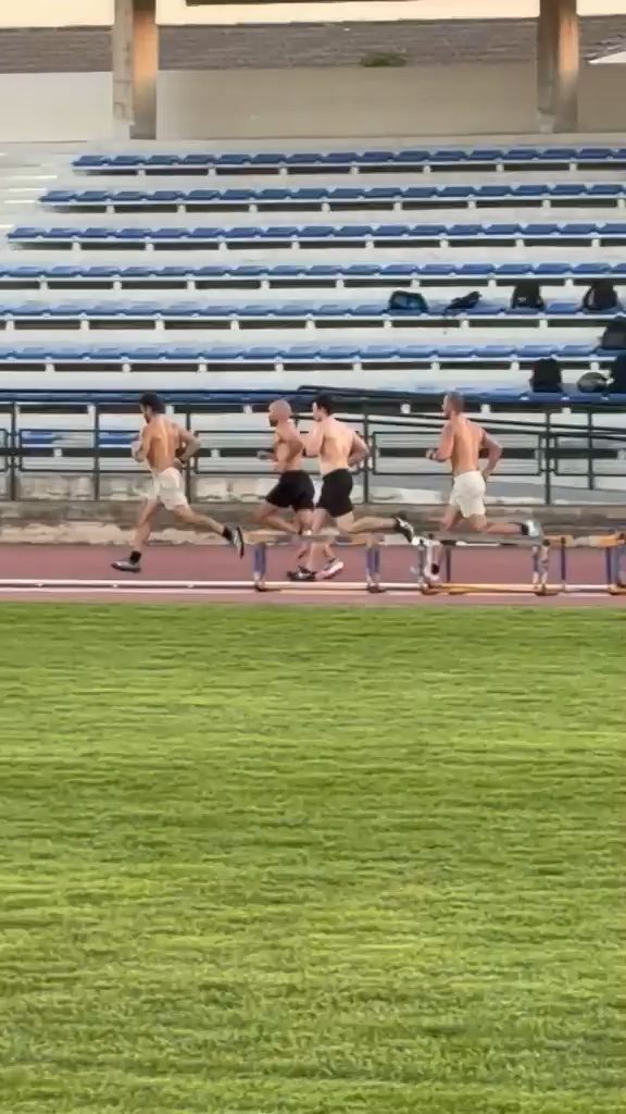 Carrera en pista: entrenamiento de las pruebas físicas de bombero en Factory Academia